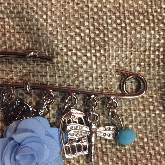 Safety Pin Charm Brooch - Picture 3 of 5